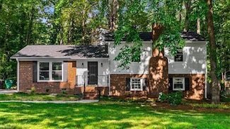1710 Scarborough Rd, High Point, NC 27265