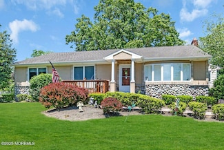1421 W Park Ave, Ocean, NJ 07712