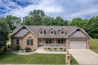 116 Falling Waters Dr, Vienna, WV 26105