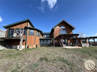 1058 Sweet Grass Rd, Big Timber, MT 59011