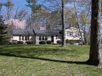 10 Winslow Park Rd, Kingston, NH 03848