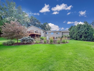 3157 S Baileyville Rd, Freeport, IL 61032