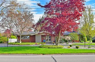 3010 Greenleaf Blvd, Elkhart, IN 46514