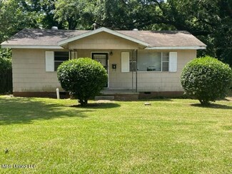 2655 Kingsroad Ave, Jackson, MS 39213