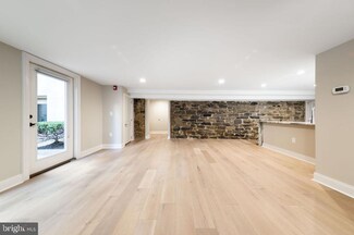 33 Letitia St Unit 408, Philadelphia, PA 19106