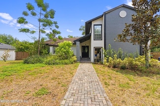 1713 Green Meadow Ln, Orlando, FL 32825