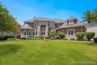 2432 Fawn Lake Cir, Naperville, IL 60564