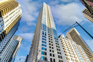 33 W Ontario St Unit 14B, Chicago, IL 60654