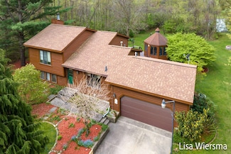 8711 Polk St, Zeeland, MI 49464