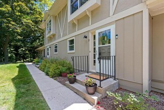 10712 Timber Ridge Cir Unit 1B(2), Sister Bay, WI 54234
