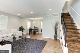 5808 Spokane Dr, Oxon Hill, MD 20745