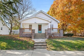 506 N 2nd St, Knoxville, IA 50138