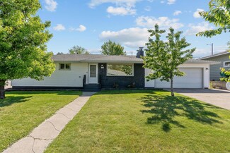 8426 N Atlantic St, Spokane, WA 99208
