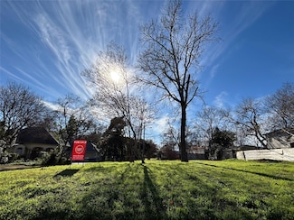 5005 Denton Dr, Dallas, TX 75235