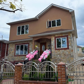 334 Burgher Ave, Staten Island, NY 10305