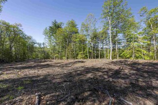 1 Peverly Rd, Northfield, NH 03276