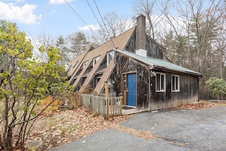 91 Valley Rd, Lunenburg, MA 01462