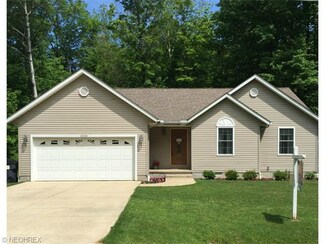 2026 S Park Ln, Roaming Shores, OH 44084