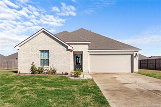 3749 Barn Owl Dr, Lake Charles, LA 70615