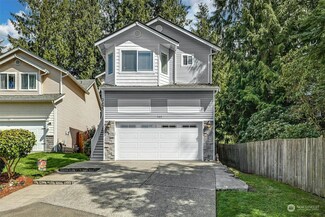 709 215th Place SW Unit 10, Lynnwood, WA 98036