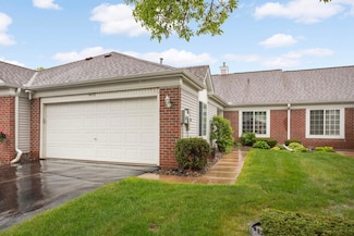 9432 Prairieview Trail N, Champlin, MN 55316