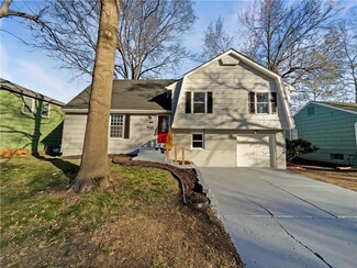 8218 E 133rd Terrace, Grandview, MO 64030