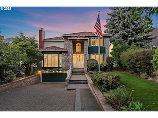 9101 NE Cliff St, Portland, OR 97220