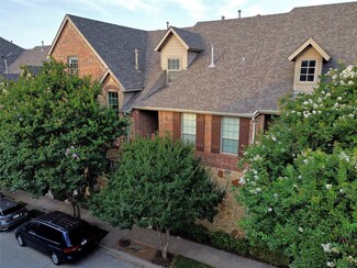 4252 Riverview Dr, Carrollton, TX 75010