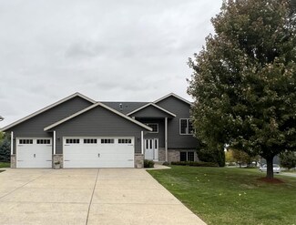 1406 English Ave NW, New Prague, MN 56071