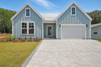 238 Oleander Dr, Panama City, FL 32413