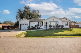 430 Marino Dr, Norco, LA 70079