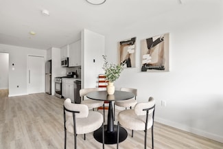 602 Canterbury St Unit 9, Roslindale, MA 02131