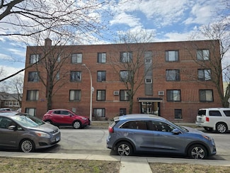 2843 W Arthur Ave Unit 2W, Chicago, IL 60645