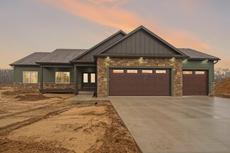 69868 Sherman Rd, Edwardsburg, MI 49112