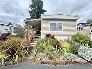 1400 Candlelight Dr Unit 162, Eugene, OR 97402