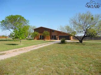 408 Ray Rd, Holliday, TX 76366