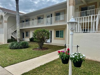 249 Gabriel Cir Unit 10, Naples, FL 34104
