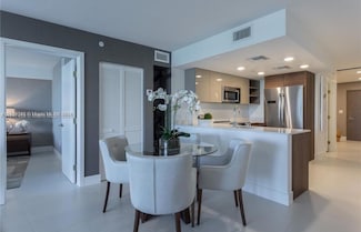 9261 E Bay Harbor Dr Unit 303, Bay Harbor Islands, FL 33154