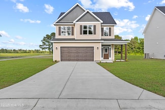 415 Fore Place, Maple Hill, NC 28454