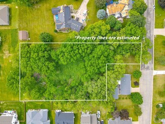 L1 Dean St, Edgerton, WI 53534