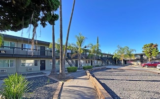 150 Gateway Ct, Stockton, CA 95207