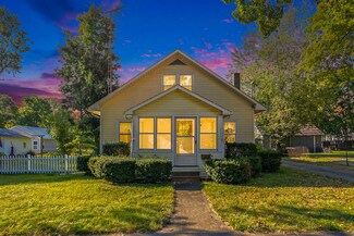 711 W Hanover St, Marshall, MI 49068