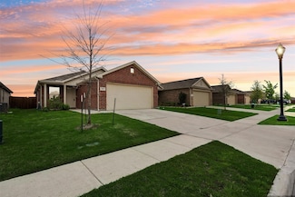 2517 Russell St, Crandall, TX 75114