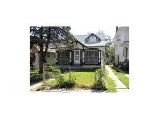 5621 Lydia Ave, Kansas City, MO 64110
