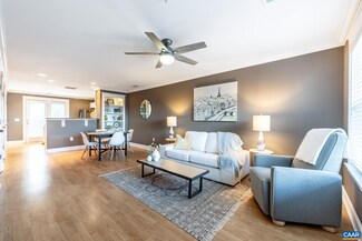 1855 Candlewood Ct Unit 204, Charlottesville, VA 22903