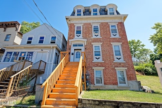 1554 1st St, Rensselaer, NY 12144