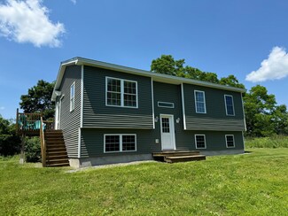 25 Blake Rd, Orrington, ME 04474