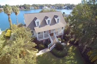 1178 Waterfront Dr, Mount Pleasant, SC 29464