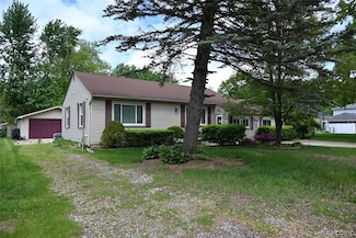 23744 Liddle St, Brownstown Township, MI 48183