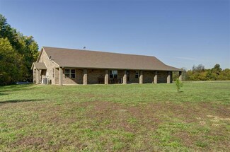 137 Napper Ln, Billings, MO 65610